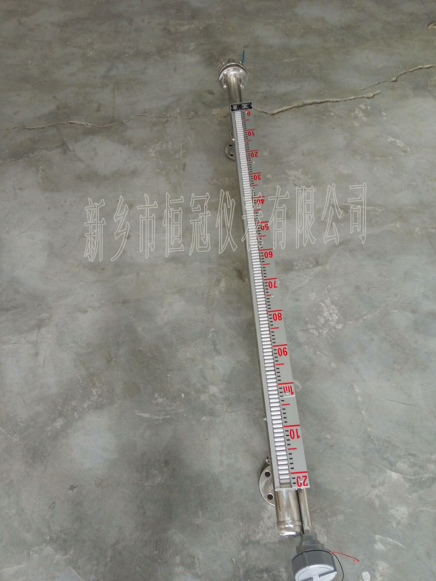   福建（jiàn）省訂製的磁翻（fān）板液位計（防腐型）已（yǐ）發貨，​楊經理您保持手機暢（chàng）通，以方便接收